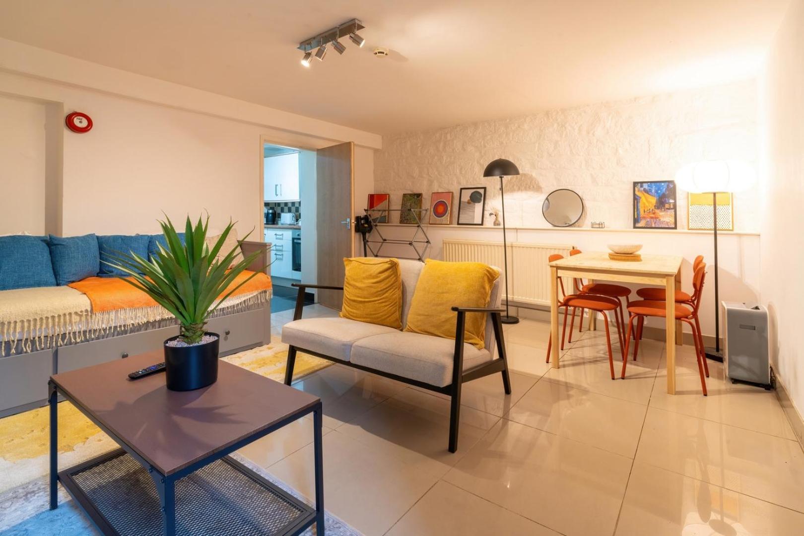 Private 1bd Flat Near Docks
