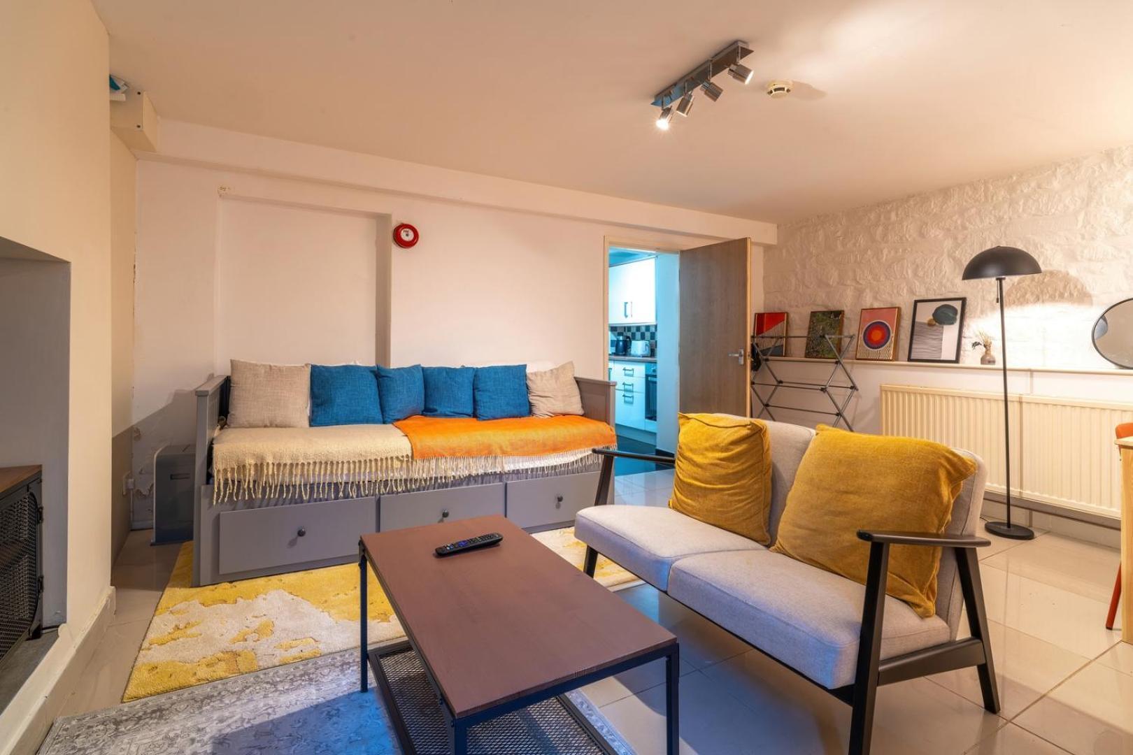 Apartment Private 1bd Flat Near Docks Gloucester