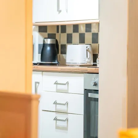 Private 1Bd Flat Near Gloucester Docks Экстерьер фото
