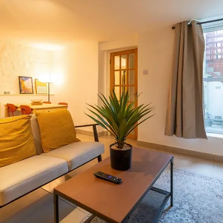 Private 1Bd Flat Near Gloucester Docks Экстерьер фото