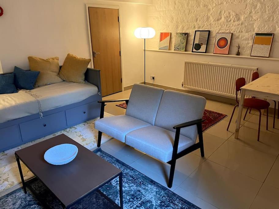 Апартаменты Private 1bd Flat Near Docks *
