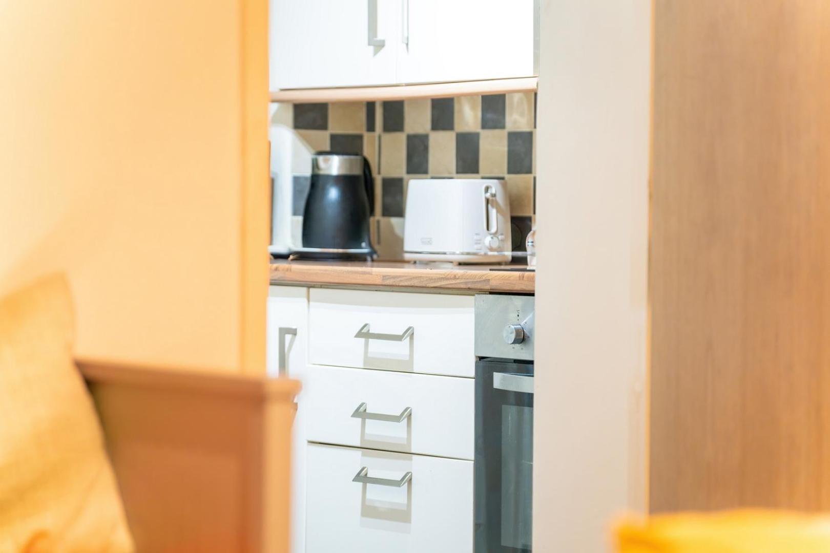 Апартаменты Private 1bd Flat Near Docks *